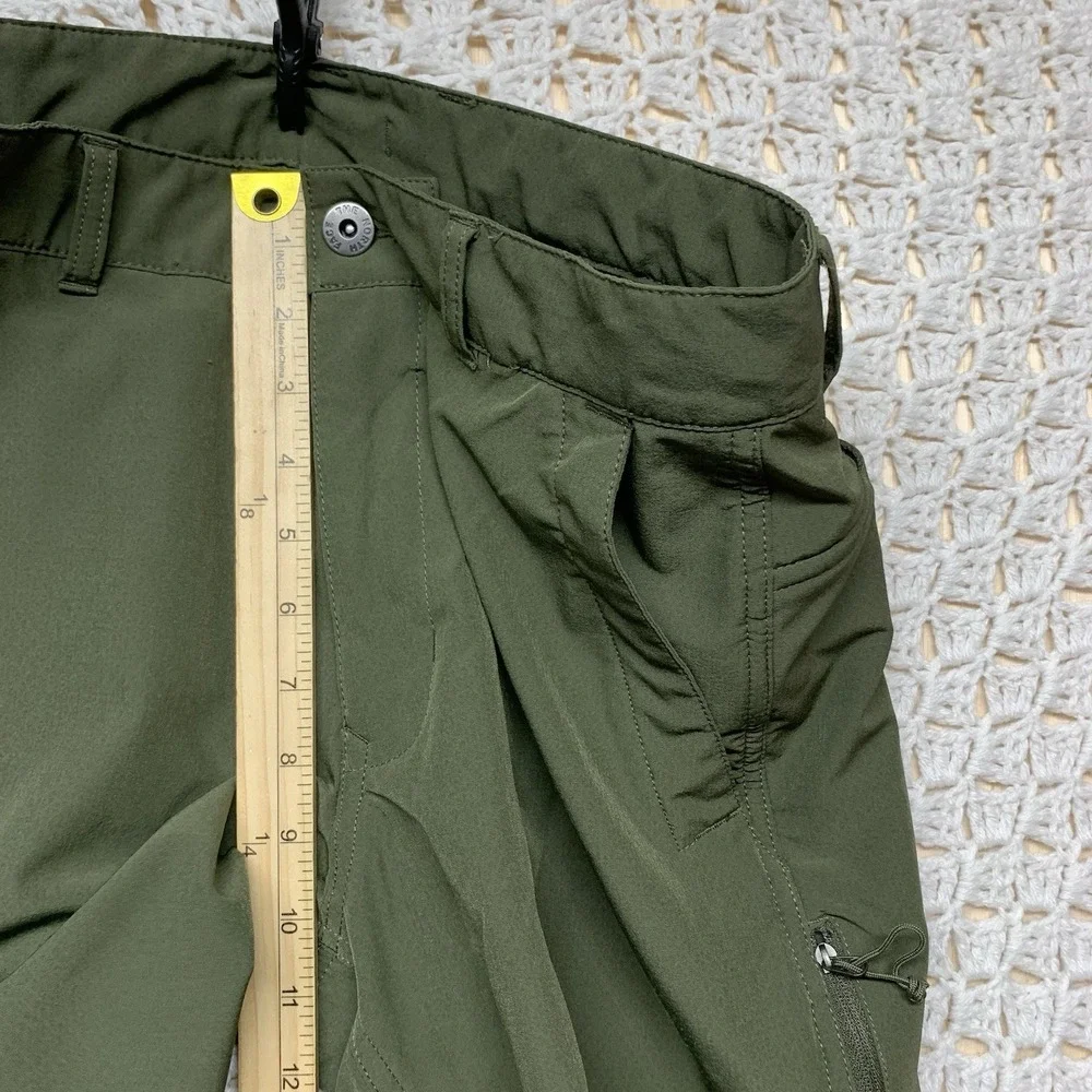 The North Face Shorts Mens Size 30 (30x7) Olive Green Performance Hiking Walking